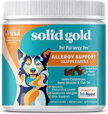 Solid Gold Dog Allergy Relief Chews - Dog Itch Relief with Omega 3 Wild Alaskan Salmon Fish Oil + Colostrum