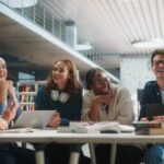 How to get financial aid for Canadian students studying in the USA