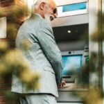 Here’s the withdrawal rate Canadian retirees need to start using in 2025, according to new report — and it’s shockingly low
