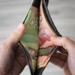 Canadians not looking ahead in 2025 with rose-coloured glasses