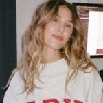 This 28-year-old from Miami started selling this 1 very basic clothing item 2 years ago — and it’s already achieved cult status, bringing in over $16,000,000/year. But can she keep it up?