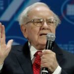Warren Buffett once said he’d buy a ‘couple hundred thousand’ American homes — and he’d take out 30-year mortgages to do it. Here’s how to ‘load up’ on US real estate in 2025